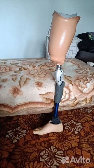 Протез правой ноги