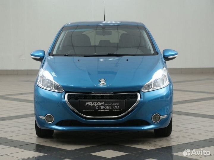Peugeot 208, 2013