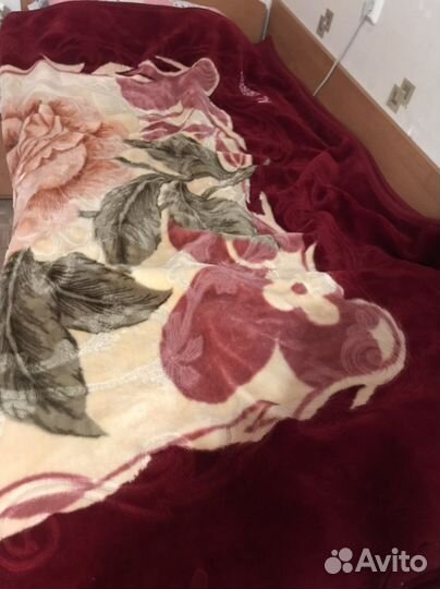 Одеяло пуховое