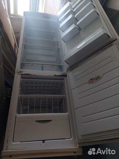 Холодильник на запчасти
