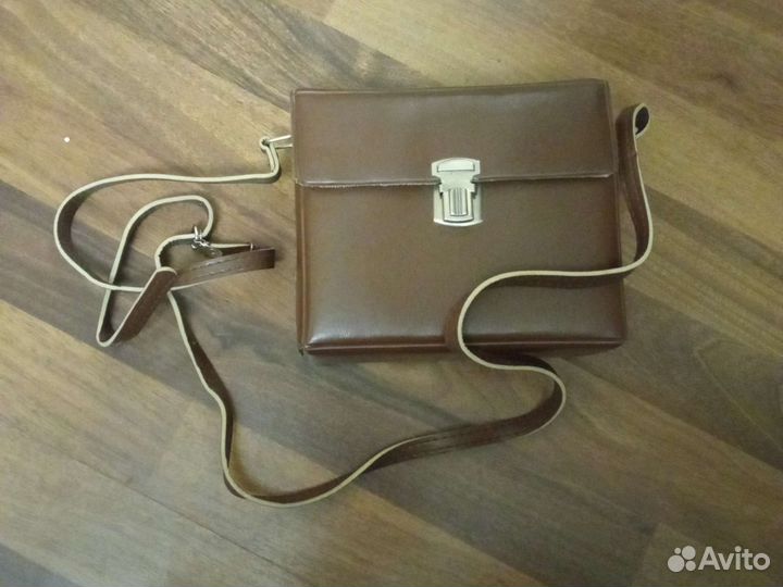 Сумка-футляр советская. В хорошем состоянии