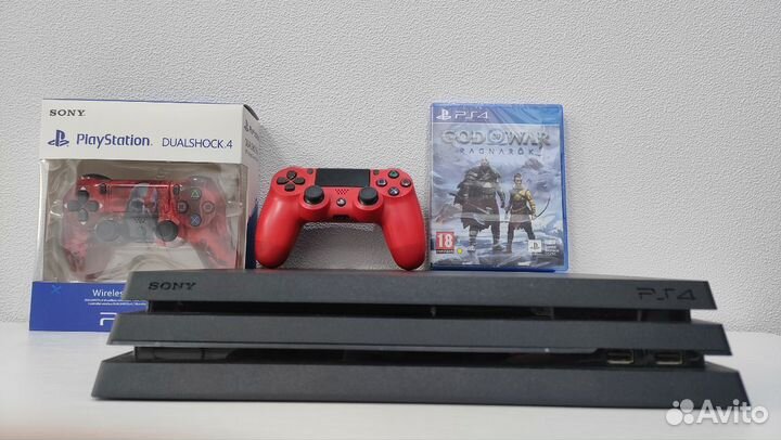 Sony PS4 Pro 2 геймпада и 75 игр