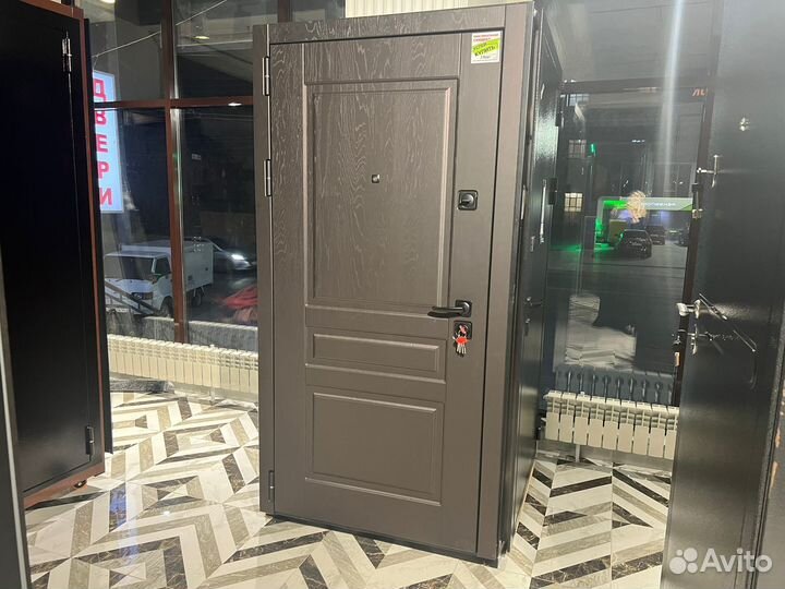 Дверь входная