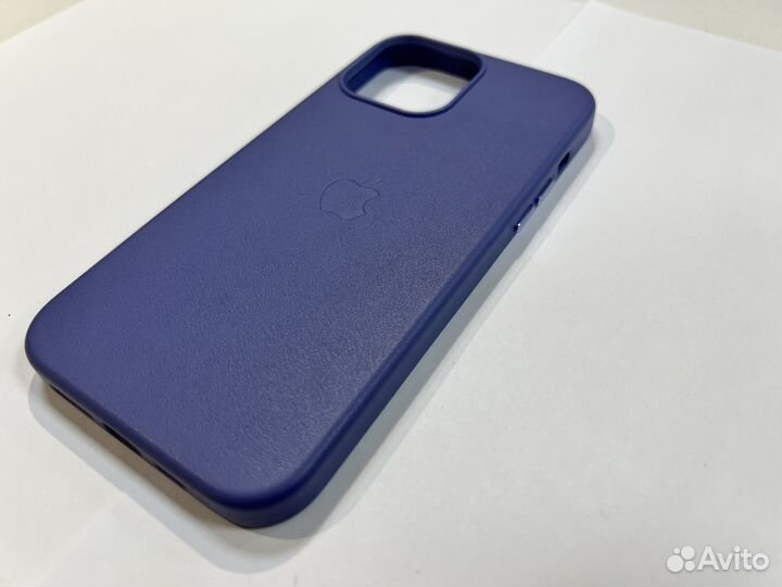 Чехол кожаный iPhone 13 Pro Max сиреневый