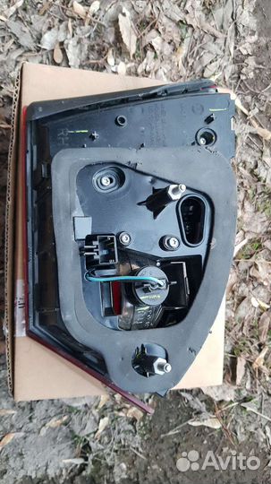 Фонарь задний внутренний правый