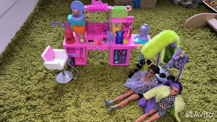 Barbie extra туалетный столик