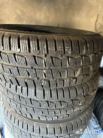 Kumho Winter PorTran CW51 215/70 R15C 107R