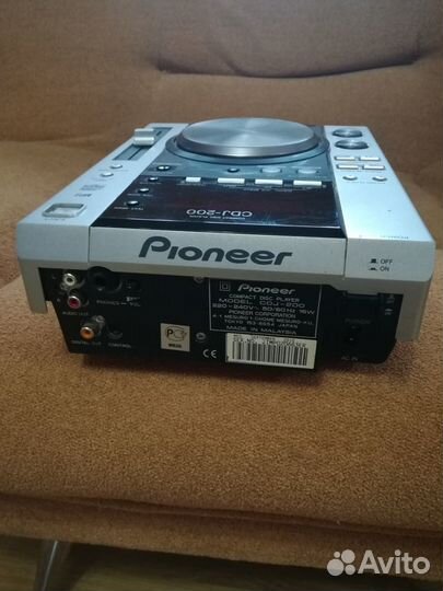 Pioneer CDJ-200 Цифровой CD плеер с эффектами