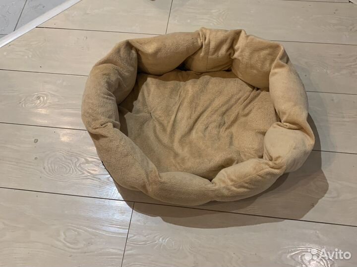 Лежанка для собак