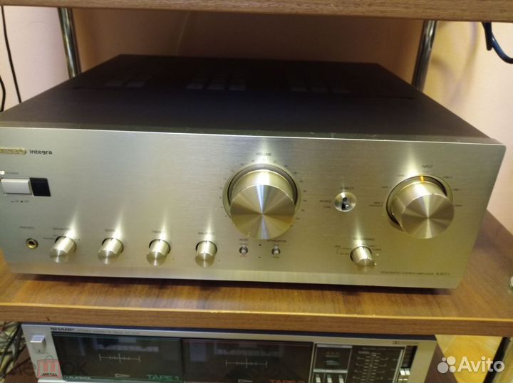 Усилитель onkyo integra A-9711 (made IN japan)