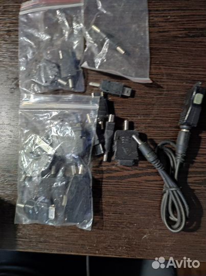 Набор переходников для старых сотовых телефонов