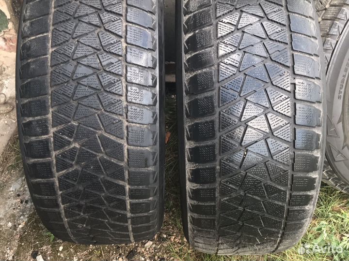 Bridgestone Blizzak DM-V2 235/55 R18 100T