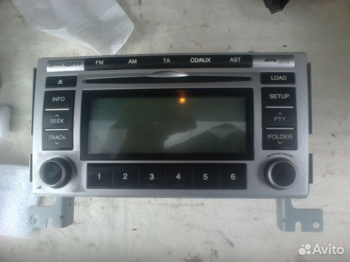 Штатная магнитола на Хёндай Санта Фе 2 + рамка
