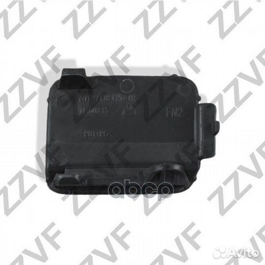 Крышка буксировочной проушины заднего бампера B