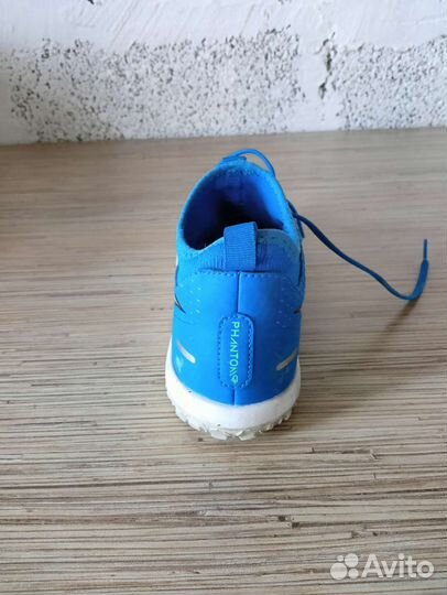 Сороконожки для футбола Найк. детские 35 размер