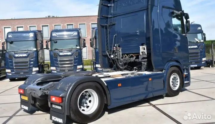 Pазбираем грузовик Scania 6 series с 2016