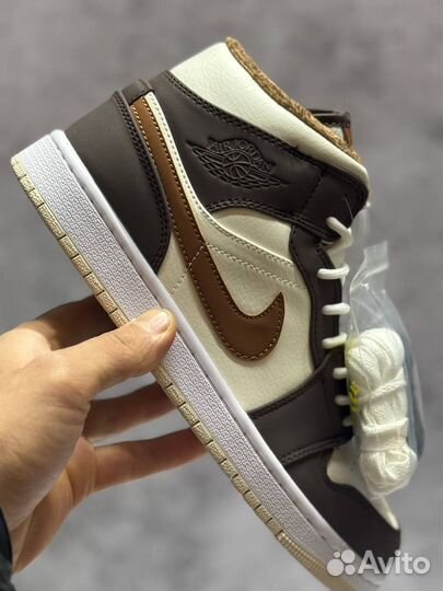 Air Jordan 1 Mid SE Cream Dark Кеды Мужские