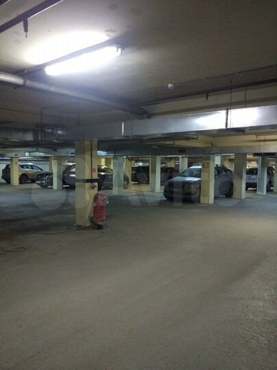 Машиноместо