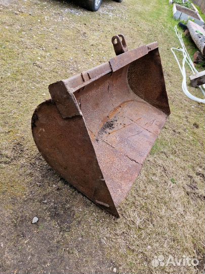 Ковш на заднюю навеску трактора