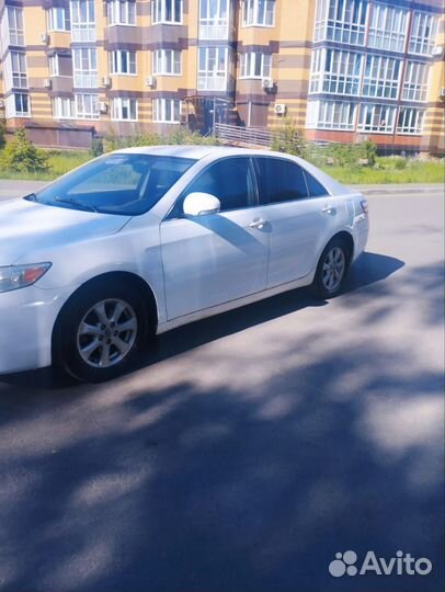 Toyota Camry 2.4 AT, 2011, 532 690 км