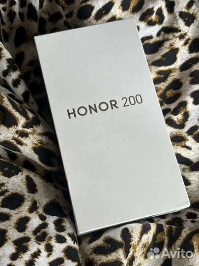 HONOR 200, 12/512 ГБ