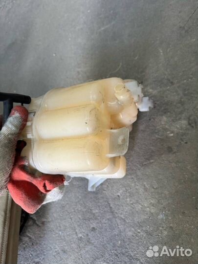 Бачок расширительный Porsche Cayenne 958 2013