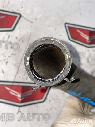 Патрубок радиатора верхний Опель Астра J