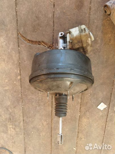 Вакуумный усилитель Volkswagen Crafter 2015