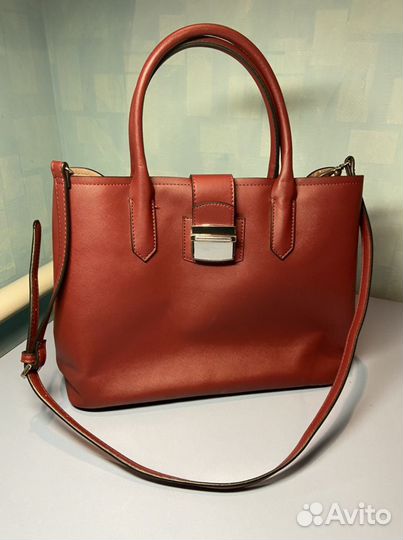 Продам сумку mango