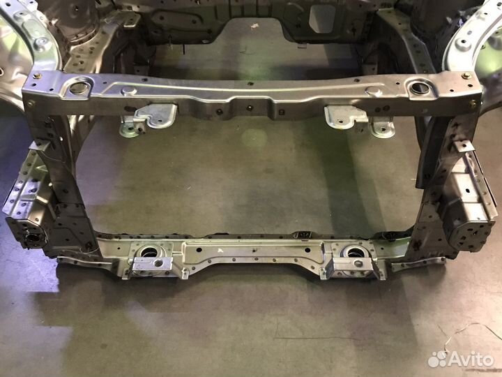 Передняя часть кузова Lifan X70