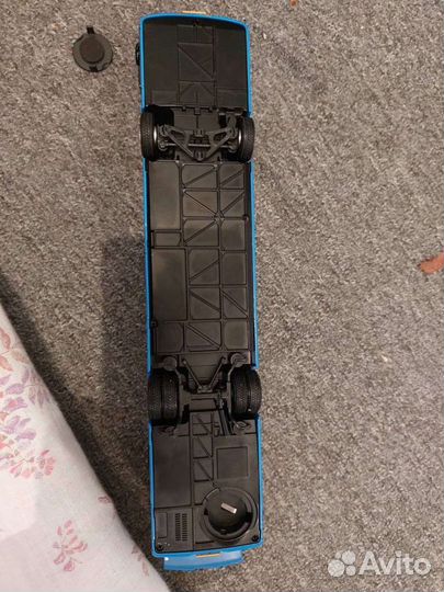 Игрушка автобус