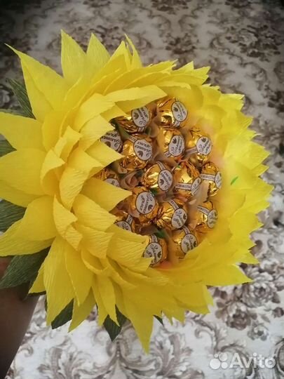 Одиночный цветок Подсолнух