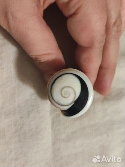 Кольцо из ракушки