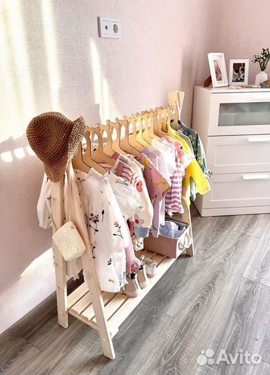 Вешалка напольная детская