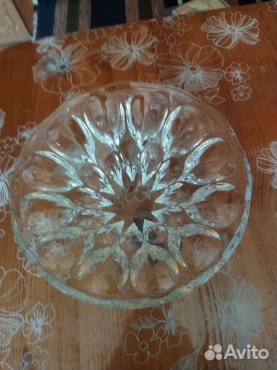 Ваза хрустальная