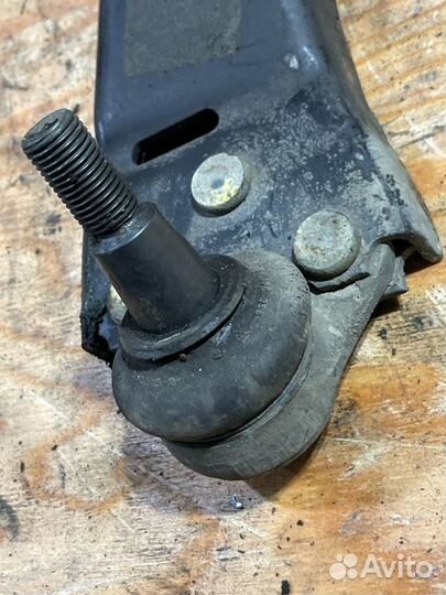 Рычаг подвески передний левый Volvo S80 AS98