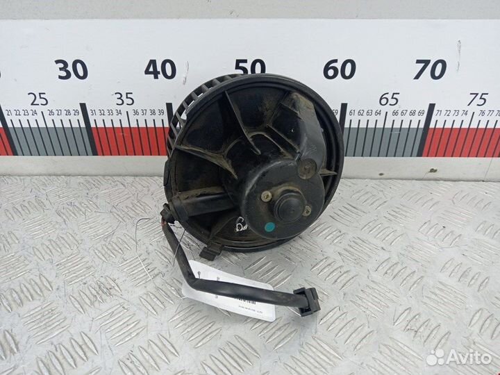 Моторчик печки для Volkswagen Transporter (T4)