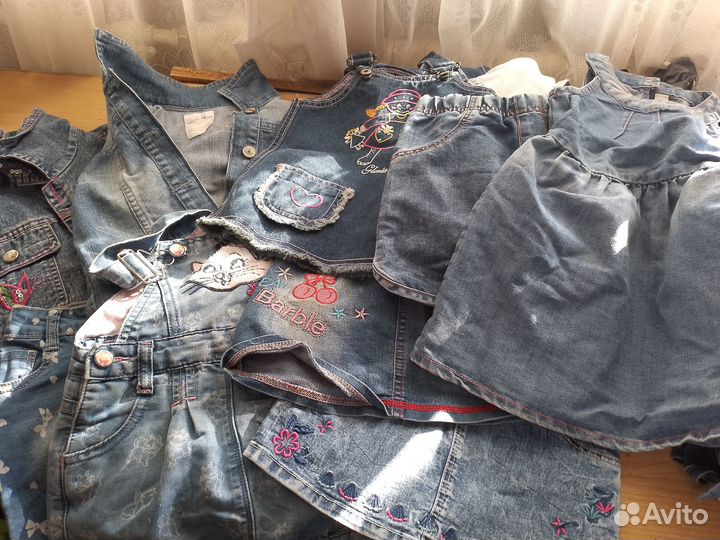 Джинсовые вещи на девочку от 3 до 5 лет