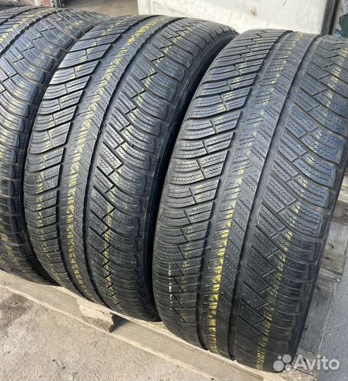 Michelin Pilot Alpin PA4 255/40 R20 и 285/35 R20