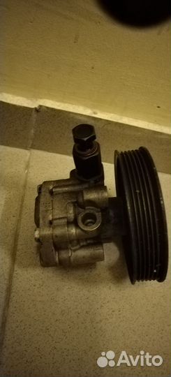 Насос Гур Киа карнивал 2005 г. Бензин