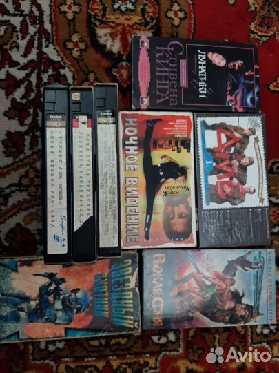 Видеокассеты с фильмами