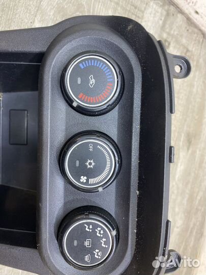 Блок управления отопителем Mitsubishi Lancer