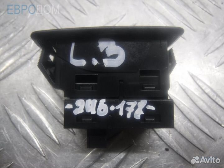 Кнопка стеклоподъемника задняя левая BMW F16 s1112