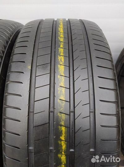 Bridgestone Alenza 001 285/45 R22 100Z