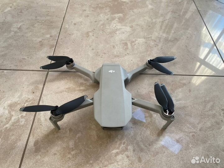 Квадрокоптер dji mini