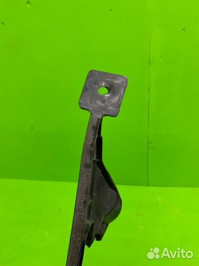 Защита радиатора правая Nissan X-Trail T32 MR20DD