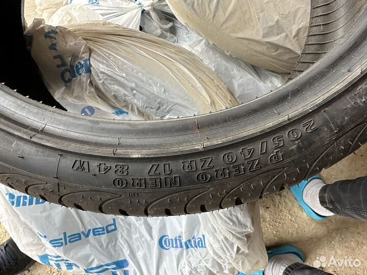 Pirelli P Zero Nero 205/40 R17