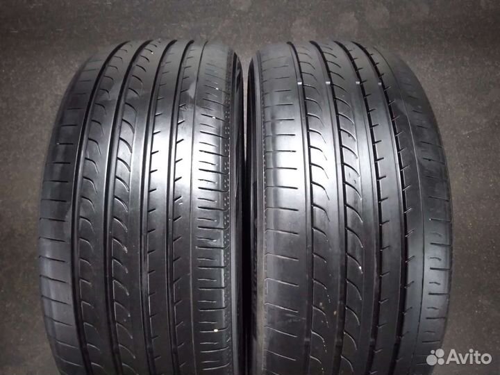 Yokohama BluEarth RV-02 245/40 R20 99W