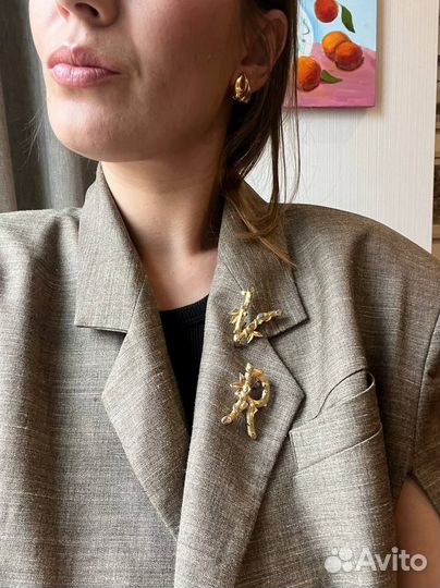 Винтажные броши - буквы Sarah Coventry