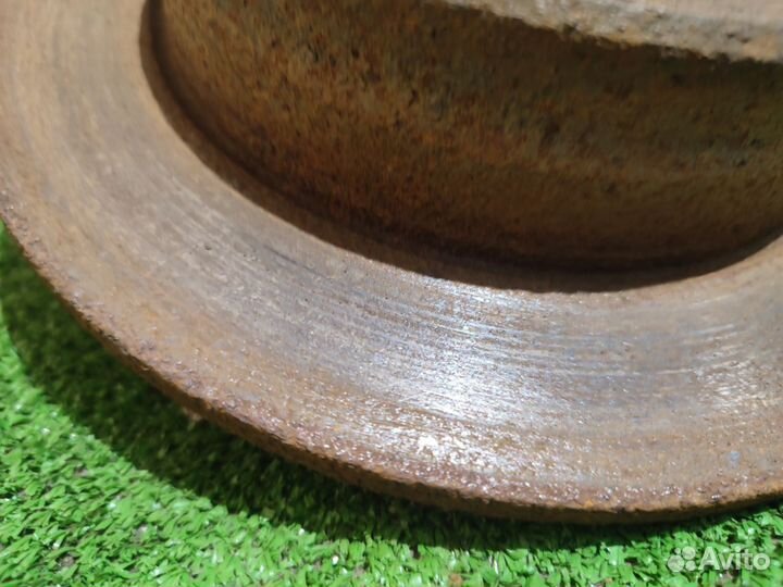 Задний тормозной диск Mercedes-Benz w201